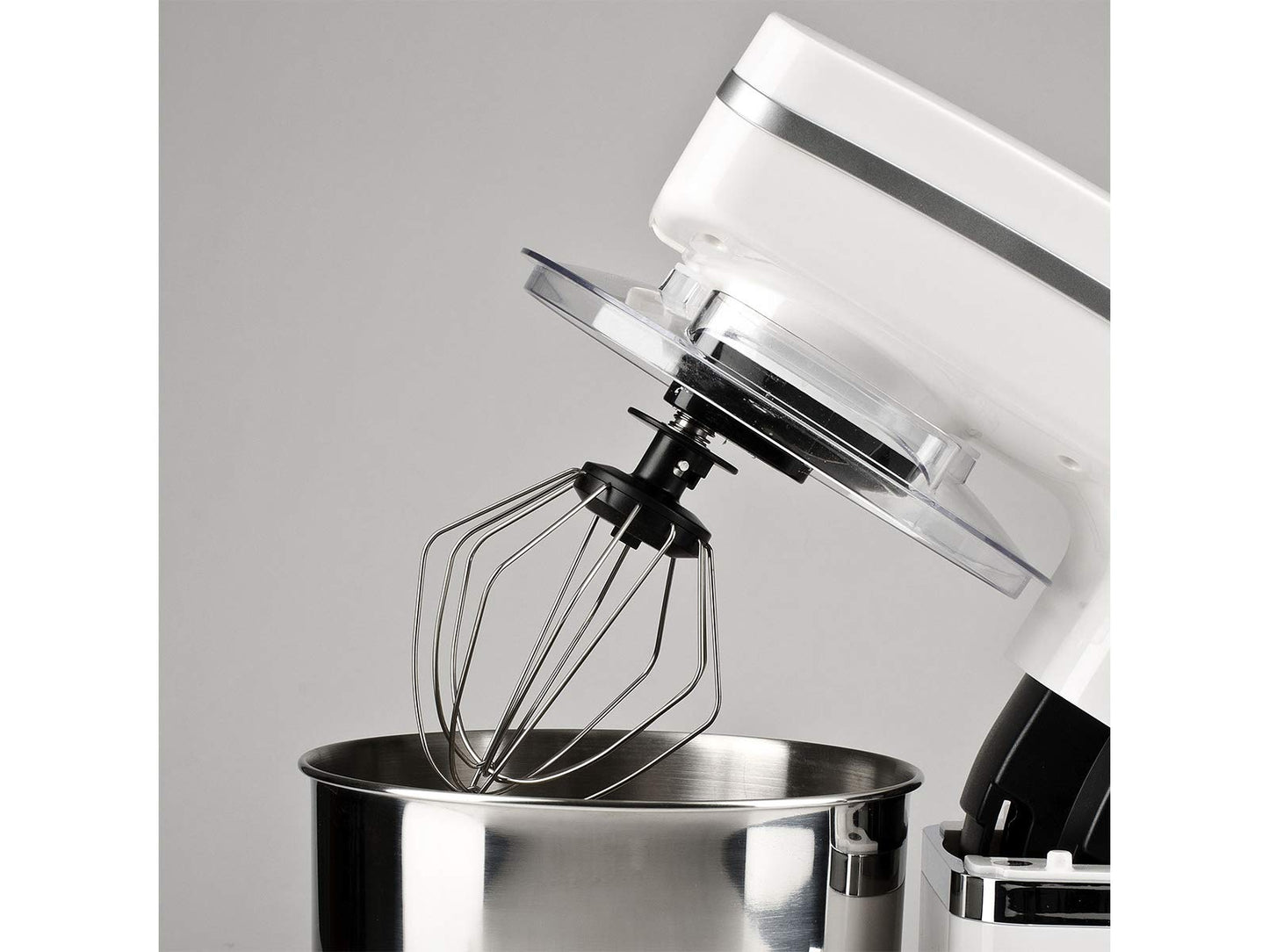 Girmi IM30 es una **amasadora profesional** de 1300W ideal para panadería y repostería.